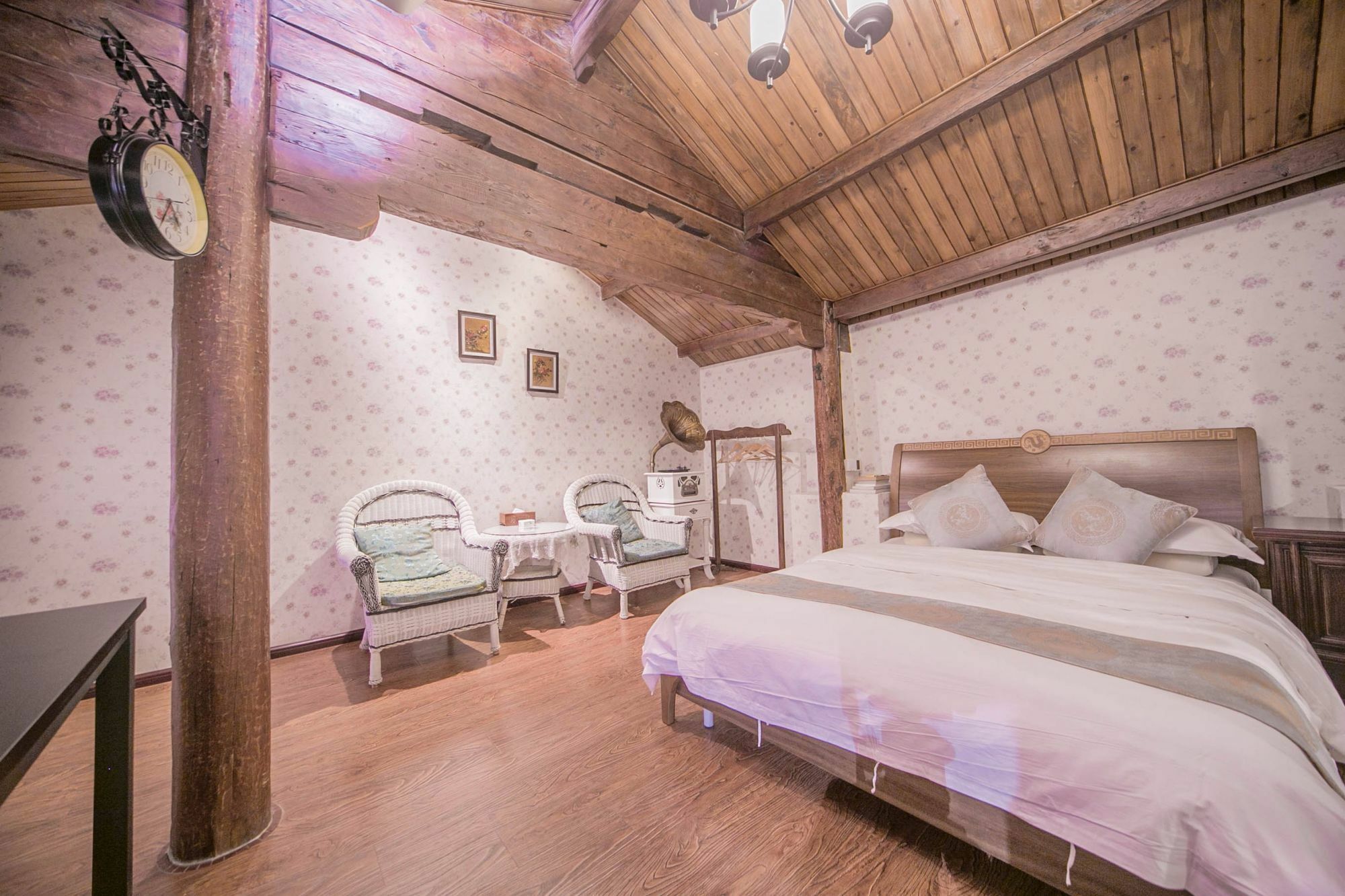 Lijiang Half Moon Bay Inn Extérieur photo