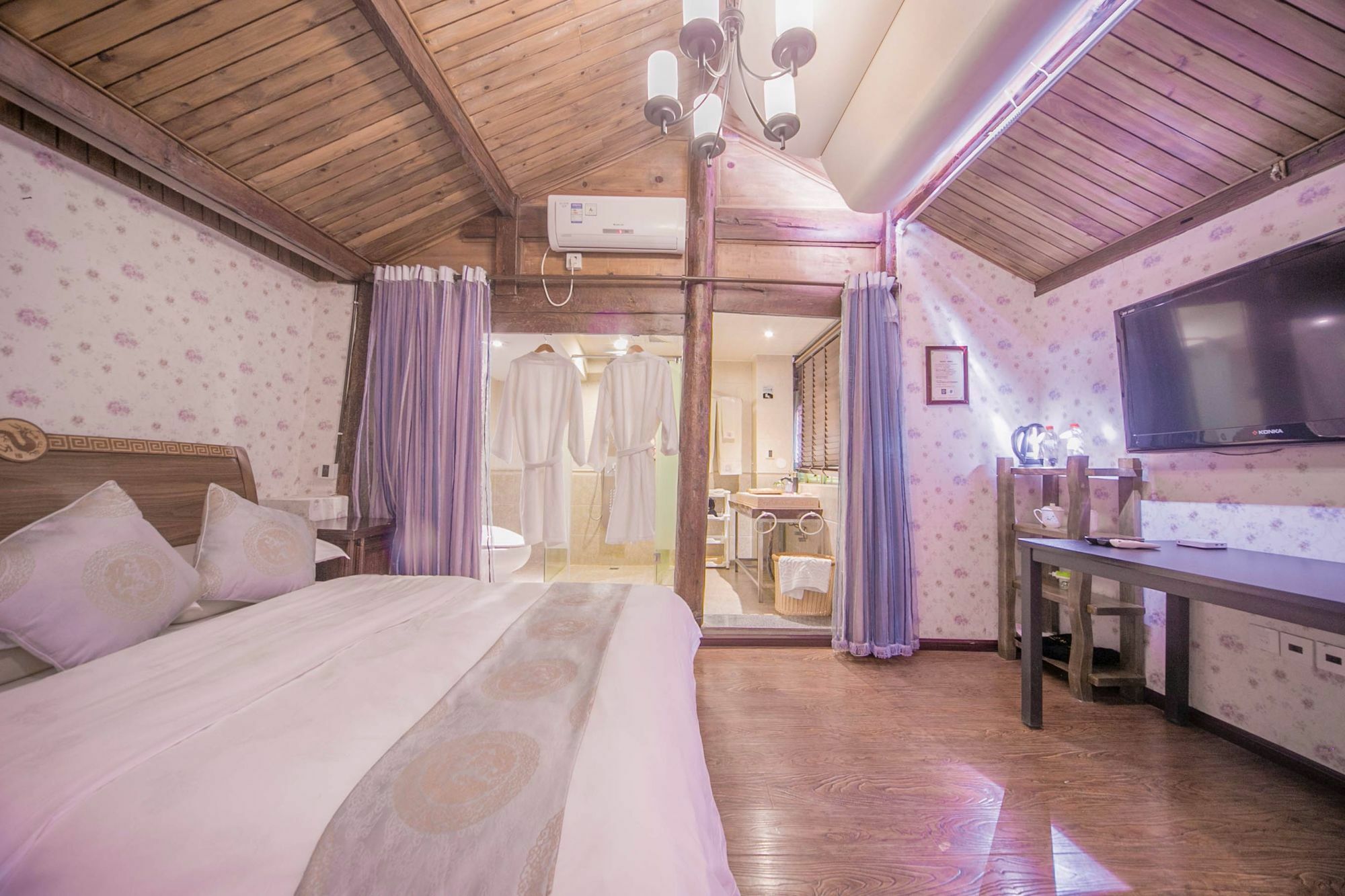 Lijiang Half Moon Bay Inn Extérieur photo