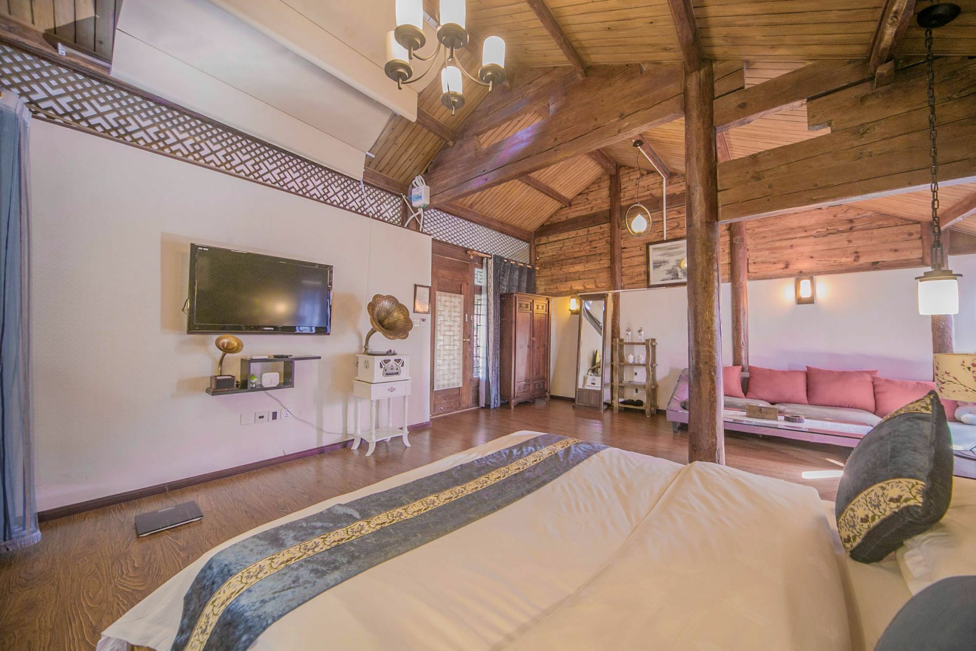 Lijiang Half Moon Bay Inn Extérieur photo